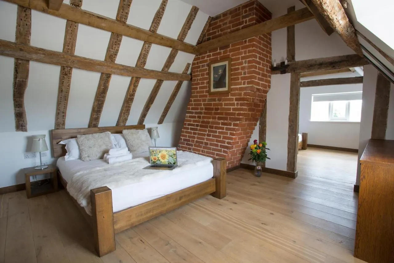 Bury Lodge Stansted Mountfitchet 0*,  United Kingdom